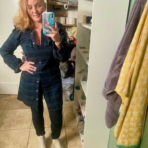 Women’s Green & Navy Plaid Ruffle-Yoke Shirt Dress